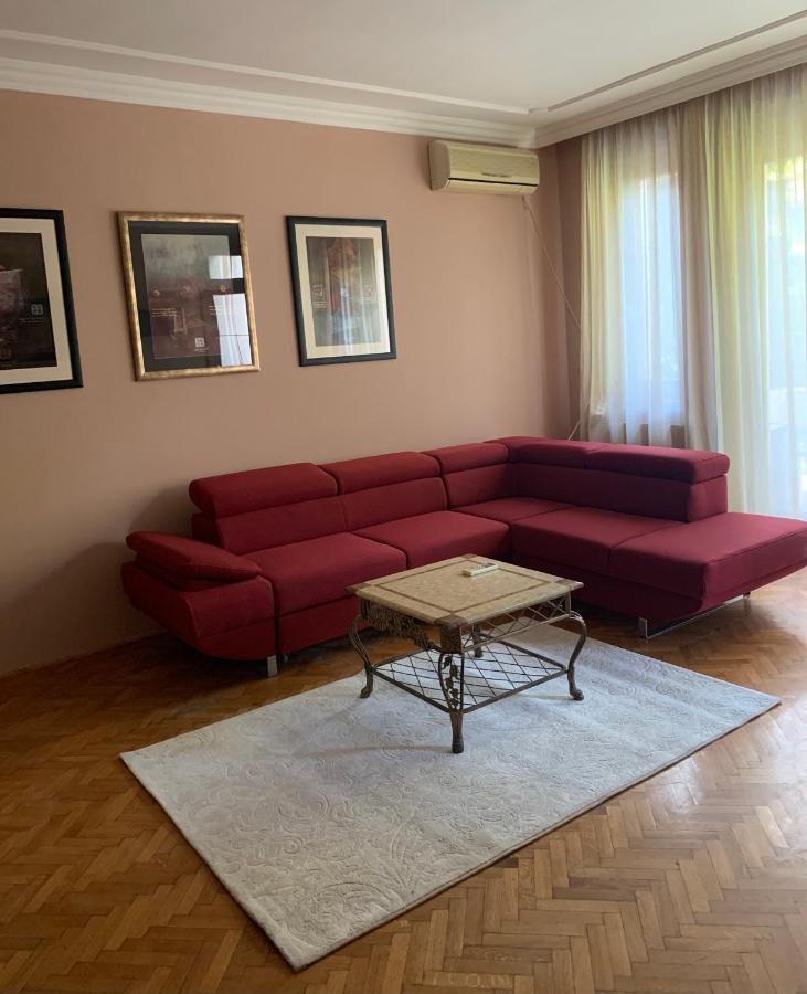 Relax And Pool Apartments Нови Сад Екстериор снимка
