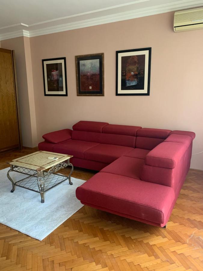 Relax And Pool Apartments Нови Сад Екстериор снимка