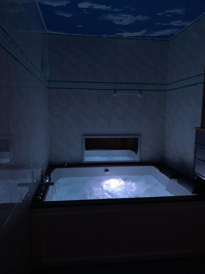 Relax And Pool Apartments Нови Сад Екстериор снимка